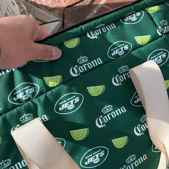 Corona Cooler bag. 💕 - Picture 6 of 6
